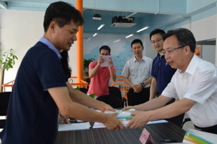 【建黨節】市領導甄瑞潮等市領導走訪富卡公司